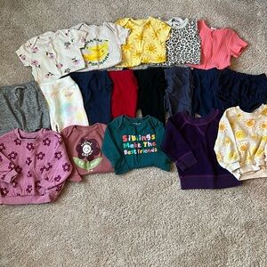 Old Navy mixed lot 18 pieces baby girl 6-12month clothes